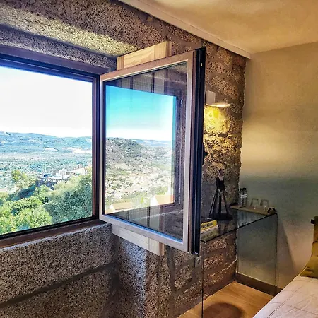 Vakantiehuis Um Jardim Em Monsanto